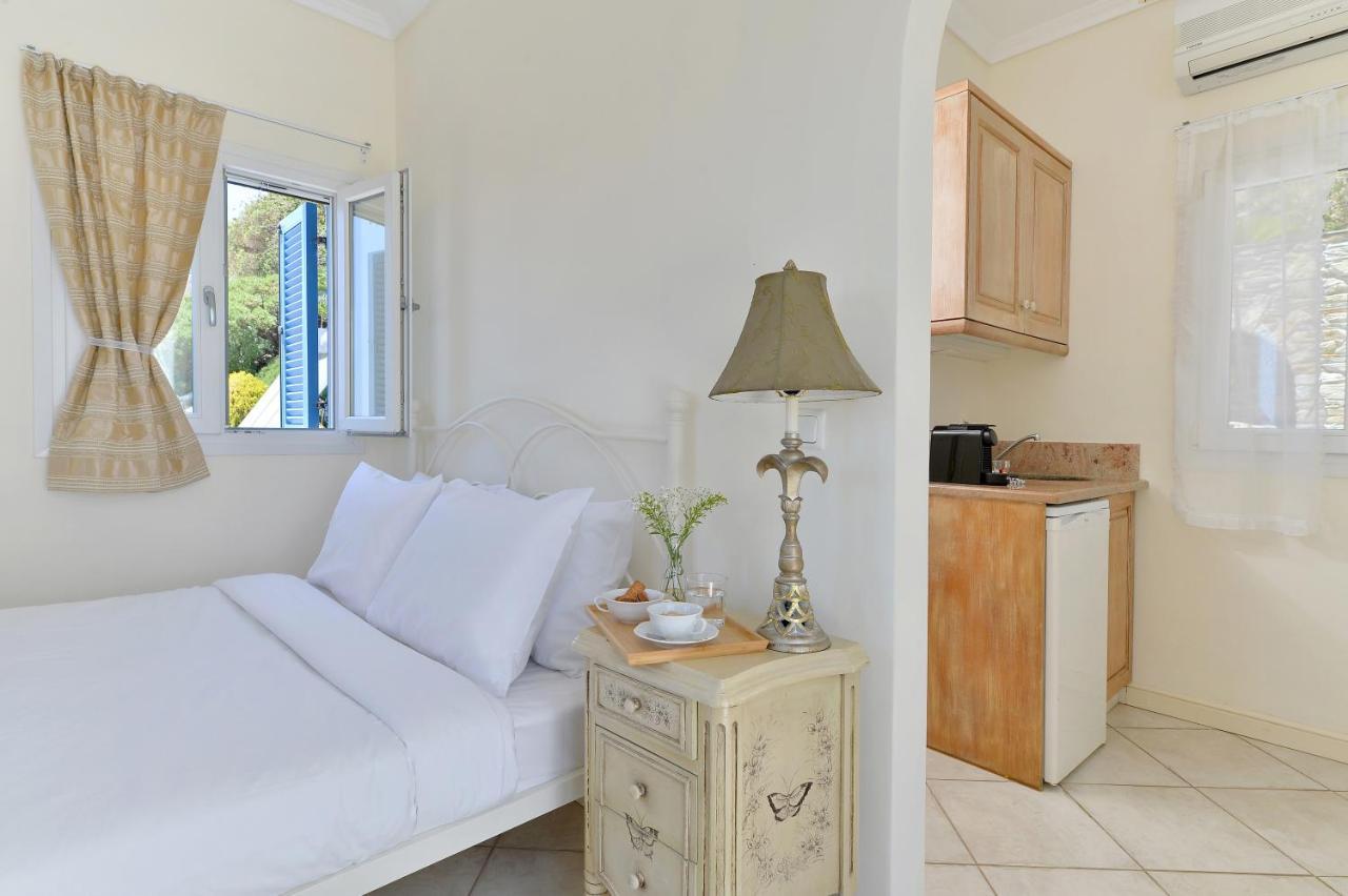 Andros Homes Sea Side Apartment & Studio Γαύριο Εξωτερικό φωτογραφία